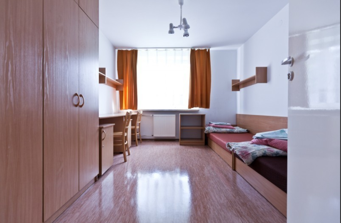 Double room in Kremser – rooms in Kremstal 4