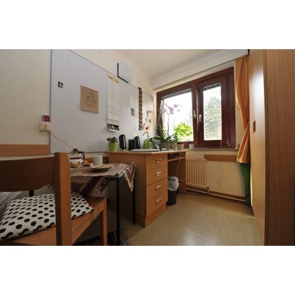 Linked single room for rent in Vienna | Student housing Vienna