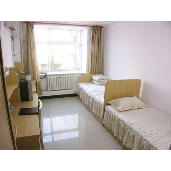 Tastefully furnished single room in a 2-person apartment 4