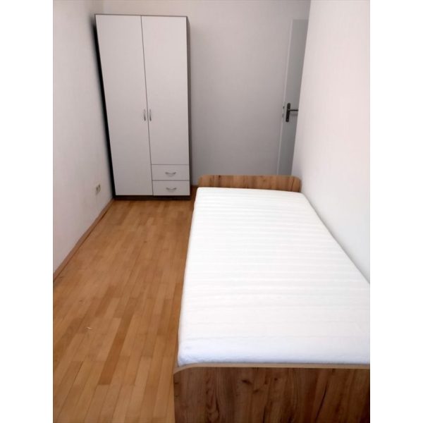 Double room with private bathroom and common in student dorm Innsbruck 7