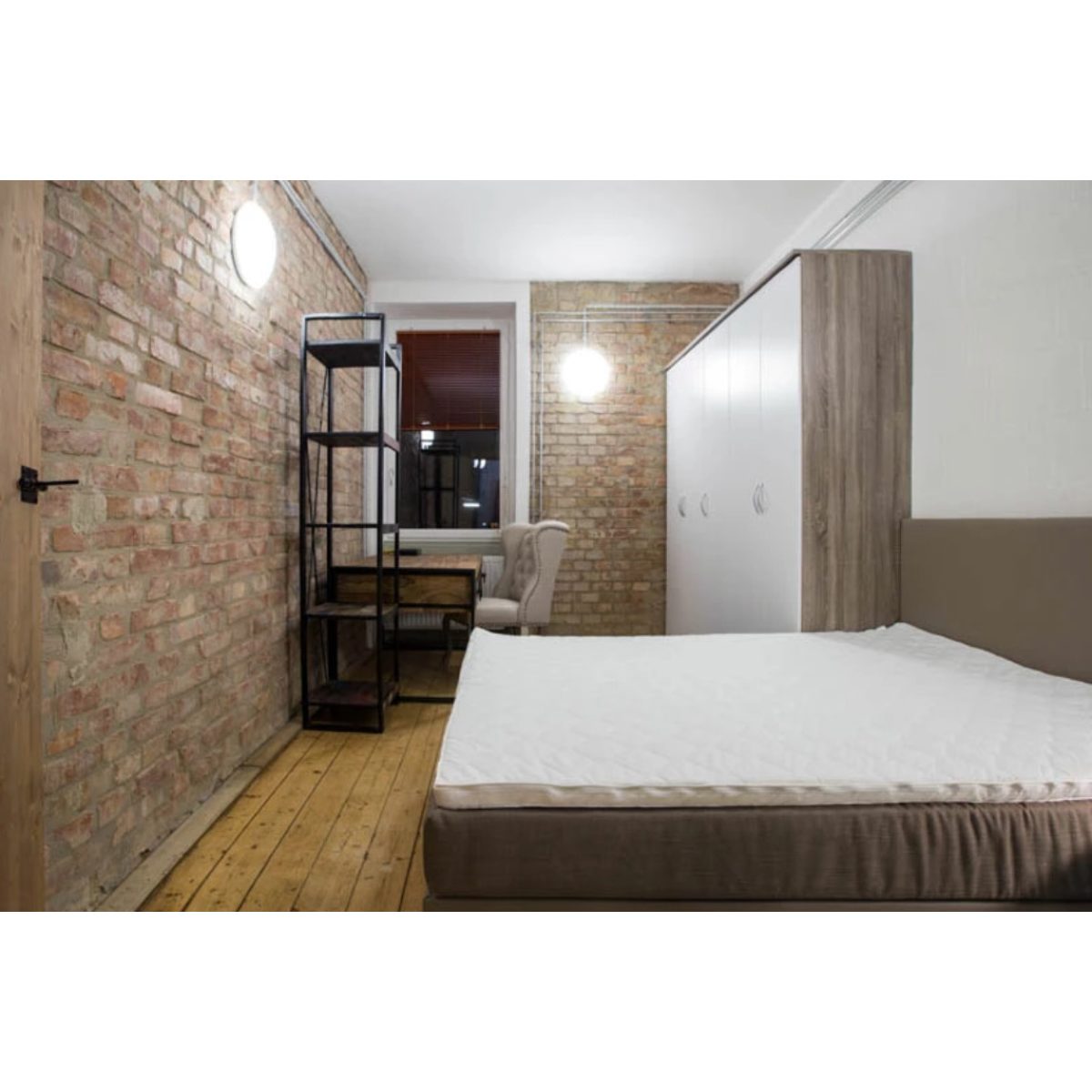 Breathtaking LUXURY Brickstone Style 2-bedroom student apartment 2