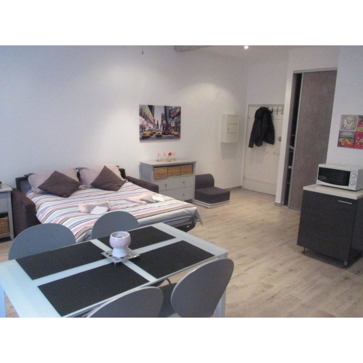 Dazzling 2 bedroom apartment in Zagreb for rent (Students only) | Zagreb apartment for rent 19