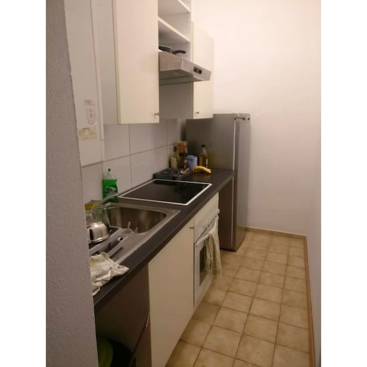 Furnished single room in 3-Bedroom Shared Apartment 3