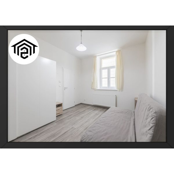 Immediate Rent 30 m² Beautiful 1+KK Apartment for Students in Prague