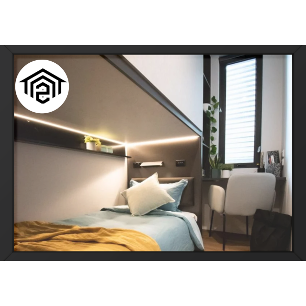 Spacious 6-Bed Apartment with Terrace and Bunk Cabin in Melbourne Student Housing