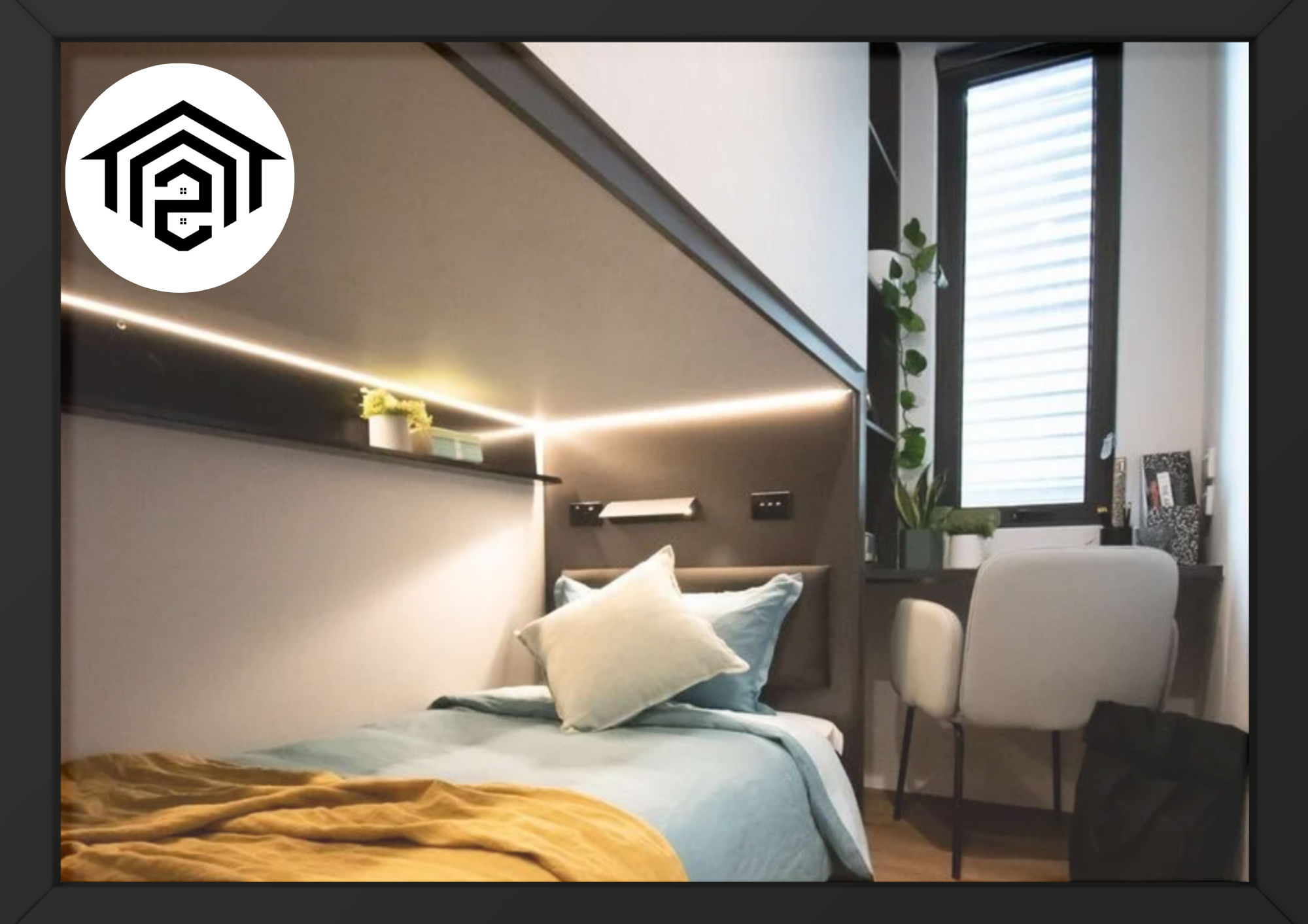 Spacious 6-Bed Apartment with Terrace and Bunk Cabin in Melbourne Student Housing 2 Spacious 6-Bed Apartment with Terrace and Bunk Cabin in Melbourne Student Housing 2