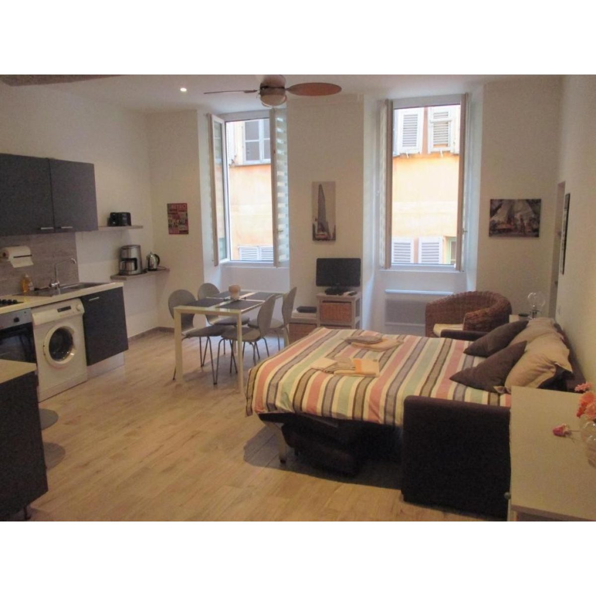 Dazzling 2 bedroom apartment in Zagreb for rent (Students only) | Zagreb apartment for rent 15