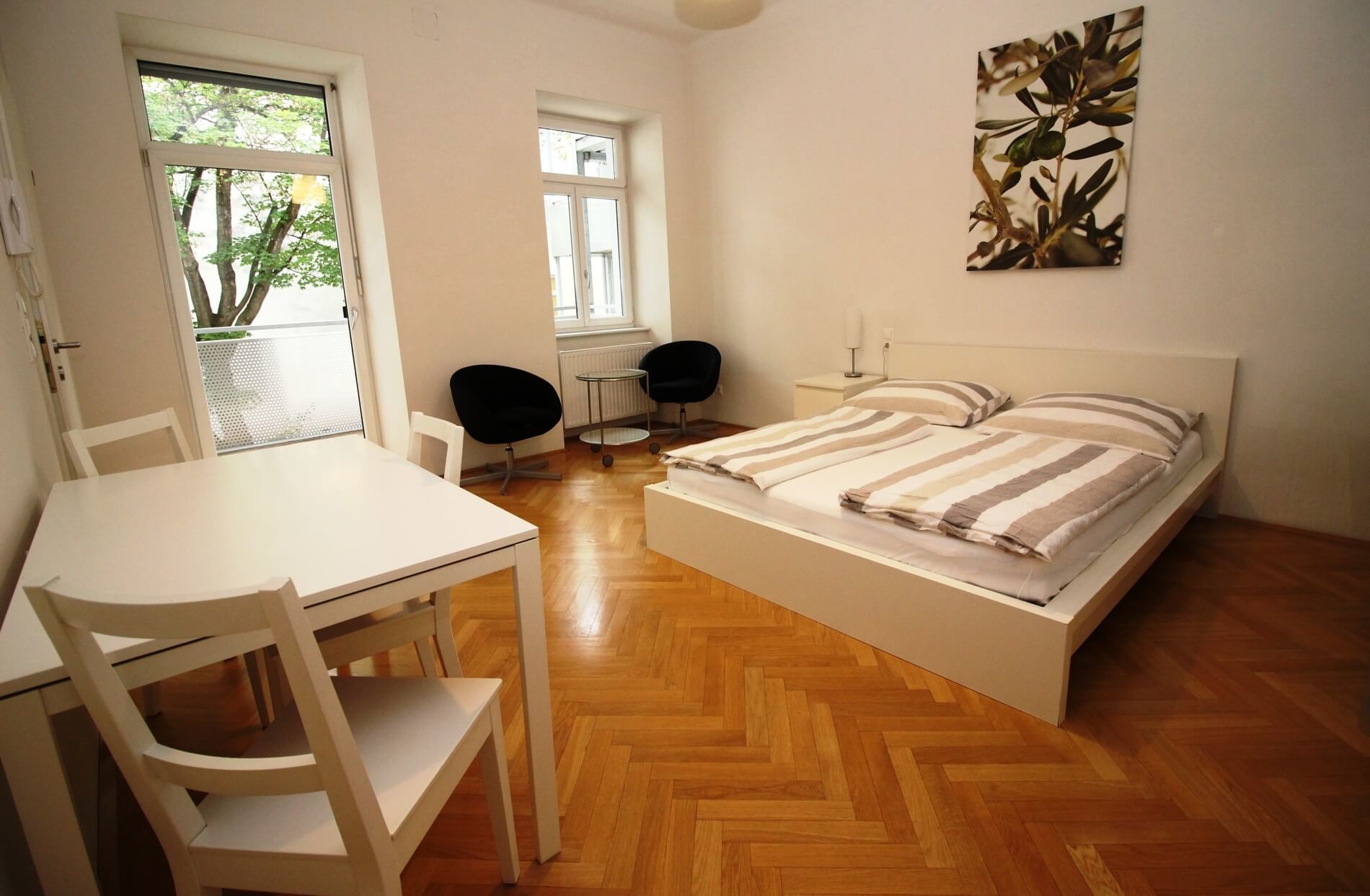Completely furnished 2-bedroom apartment with Balcony in Vienna (great location) 30