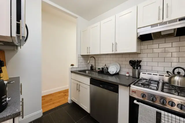 Single Room in Shared Apartment (W 141th St #625 New York) 27